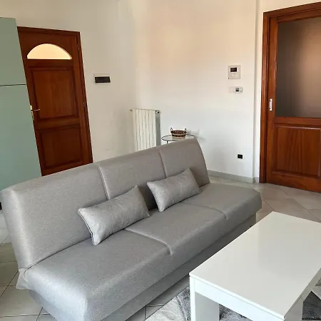 Ampio Bilocale Apartament *